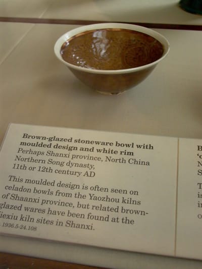 胎土之美：茶杯材質的感官體驗