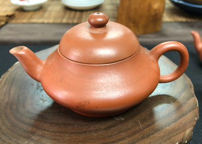 三點金水平壺